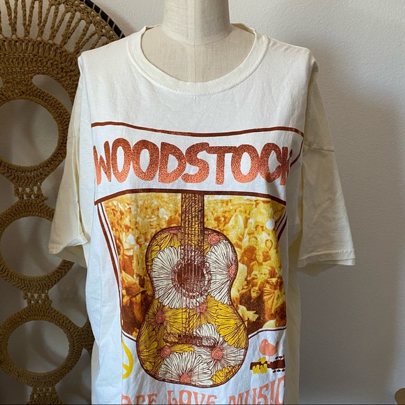UO Woodstock Graphic T-Shirt Dress - Picture 6 of 8